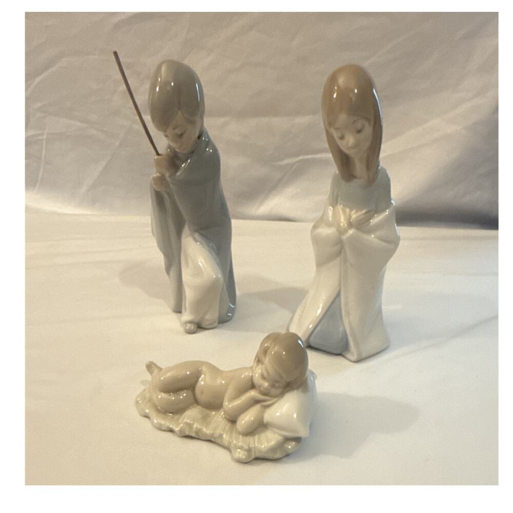 Lladró Holy Family Nativity Porcelain Figurines Set Mary Joseph Baby Jesus